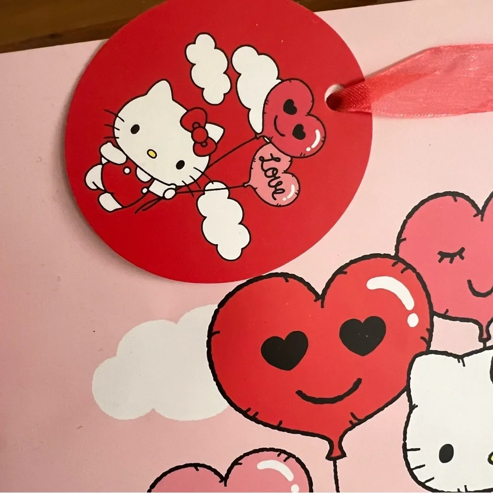 Sanrio Hello Kitty Valentines Day gift bag and greeting card Bundle
